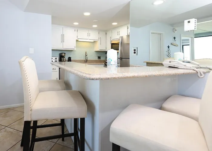 Island Winds East 307 Apartment *
